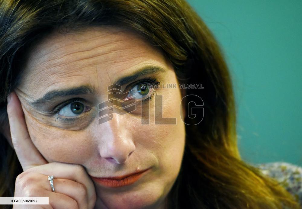 Marine Tondelier Press Conference - Paris