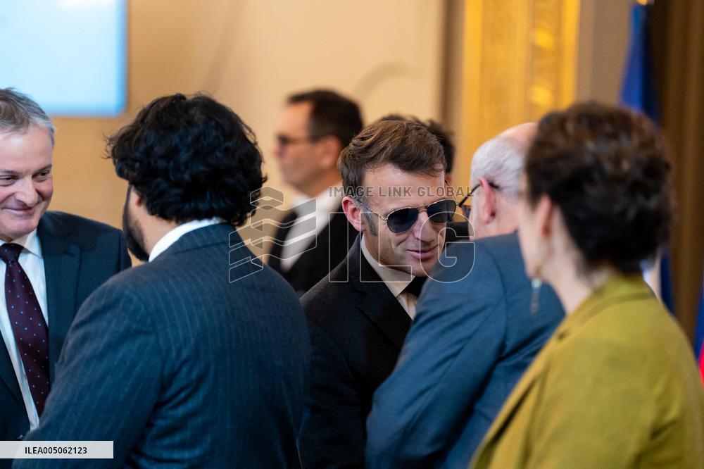 Meeting For New Caledonia - Paris