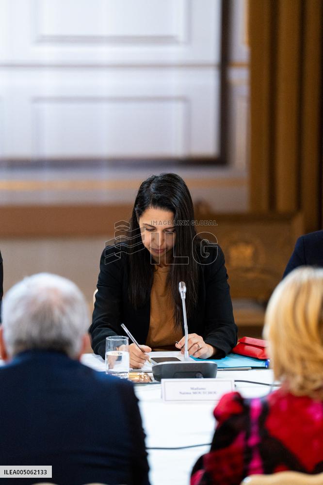 Meeting For New Caledonia - Paris