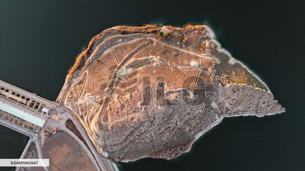 Syrian Army Secures Tishrin Dam as SDF Forces Withdraw - Syria