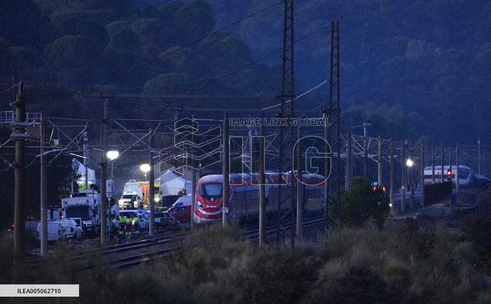 Rescue Efforts Continue After Tragedy In Adamuz - Spain