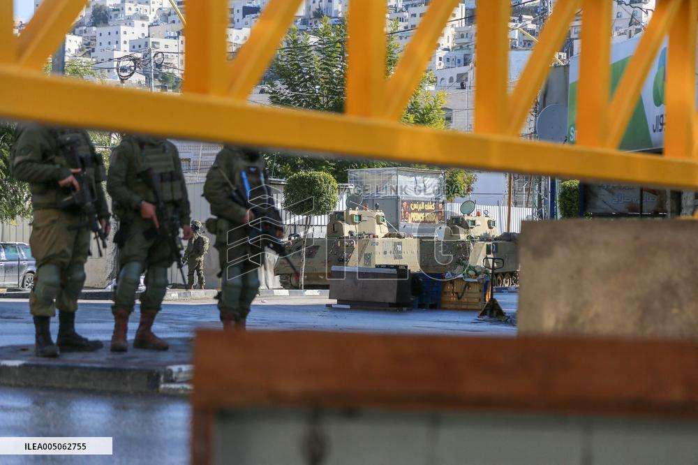 Hebron Curfew - West Bank