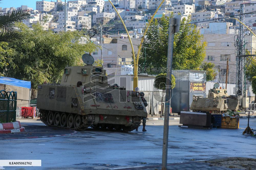 Hebron Curfew - West Bank