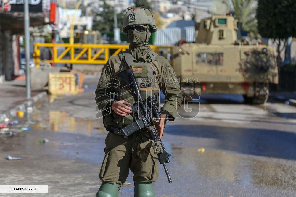 Hebron Curfew - West Bank