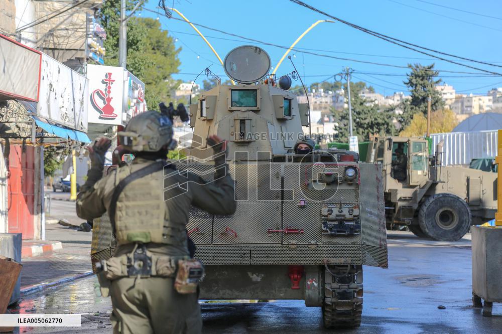 Hebron Curfew - West Bank