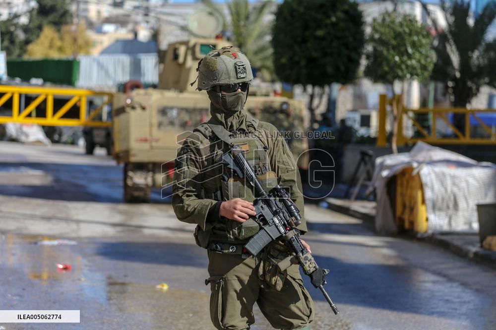 Hebron Curfew - West Bank