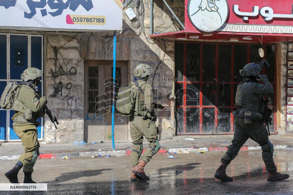 Hebron Curfew - West Bank