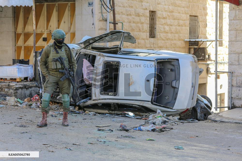 Hebron Curfew - West Bank