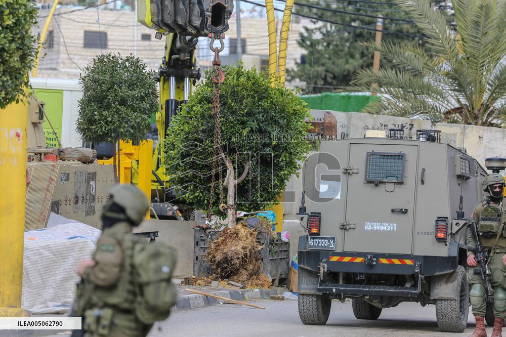 Hebron Curfew - West Bank