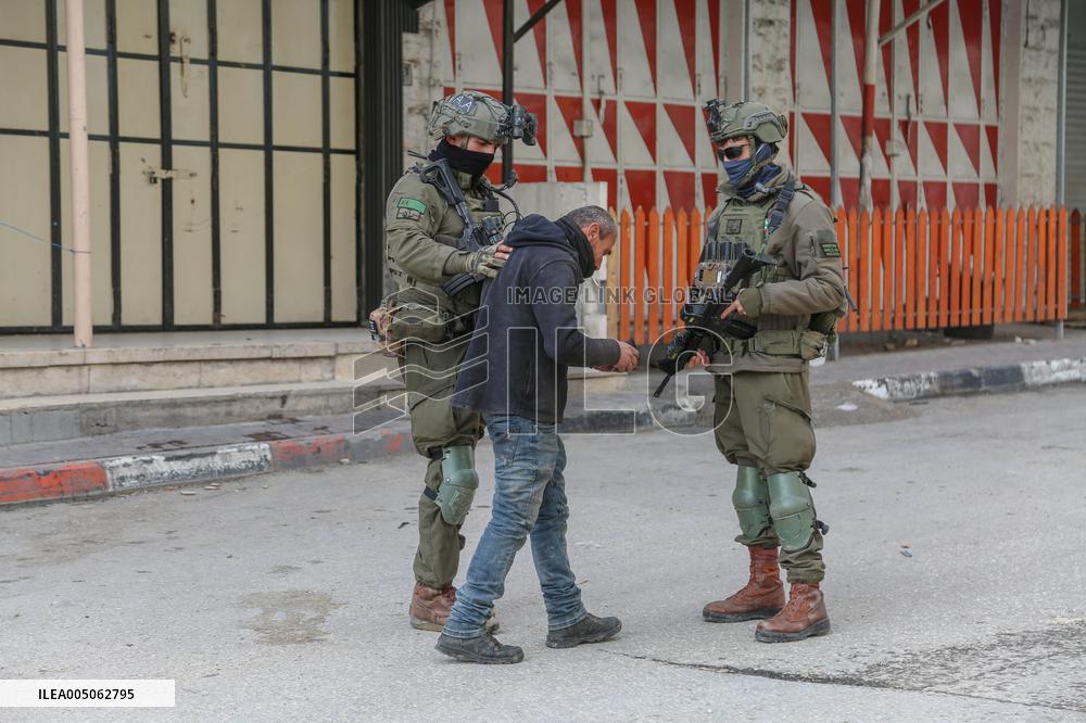 Hebron Curfew - West Bank