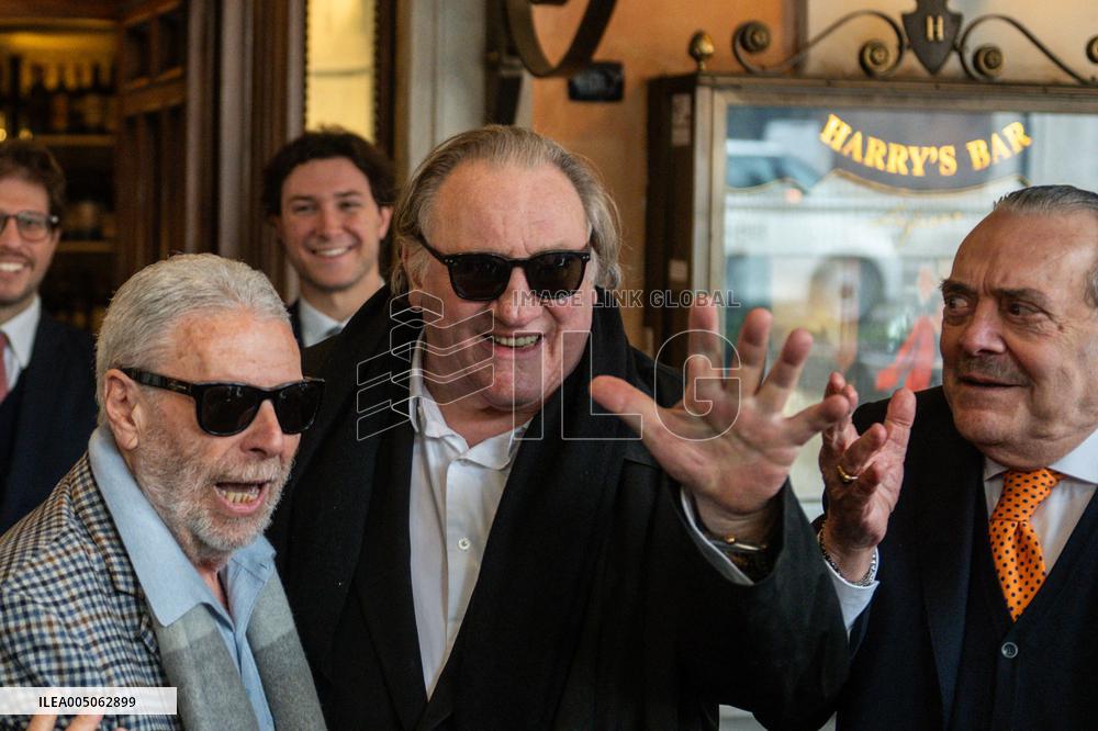 Gerard Depardieu Reconciles With Rino Barillari - Rome