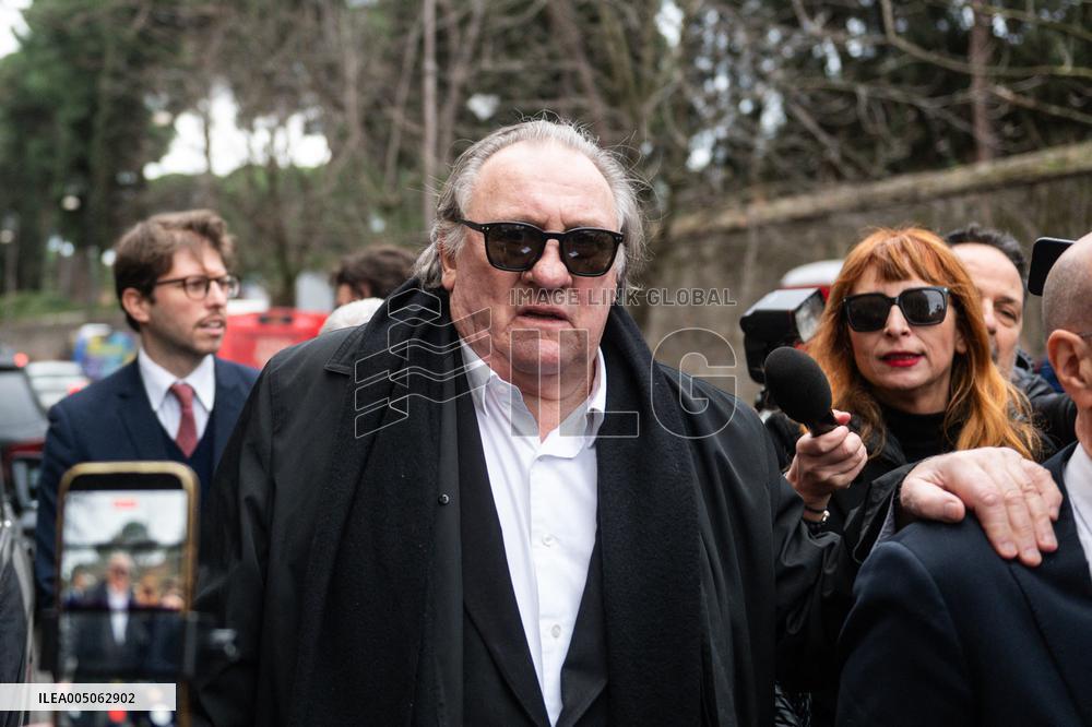 Gerard Depardieu Reconciles With Rino Barillari - Rome