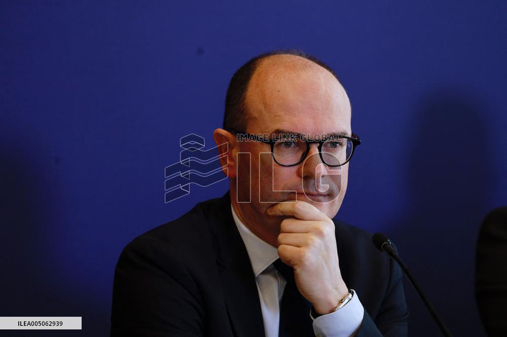 Sebastien Martin At Press Conference - Paris