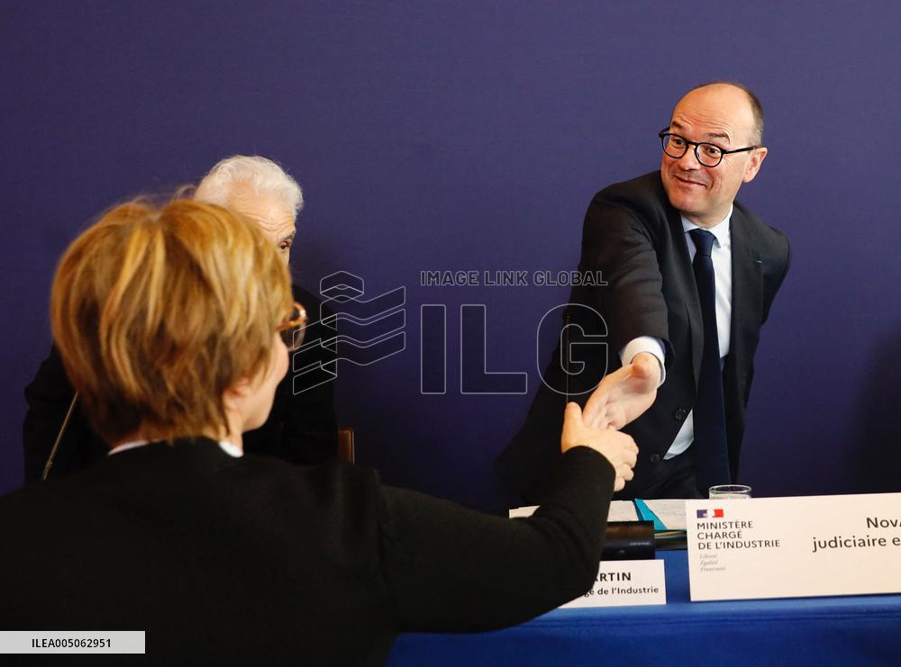 Sebastien Martin At Press Conference - Paris