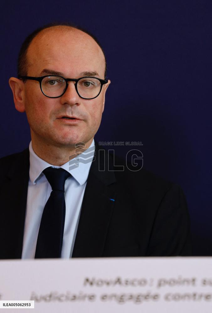 Sebastien Martin At Press Conference - Paris