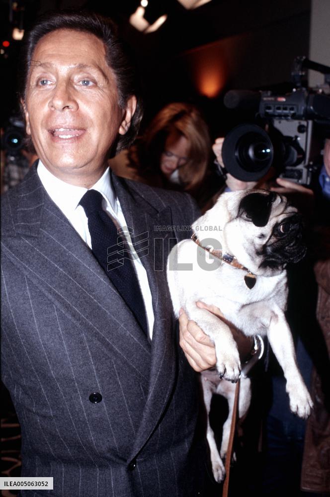 Italian Fashion Designer Valentino Dies Aged 93