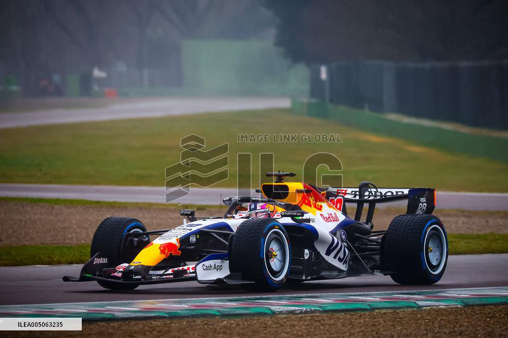 MOTORI - Formula 1 - Shakedown of VCARB Racing Bulls