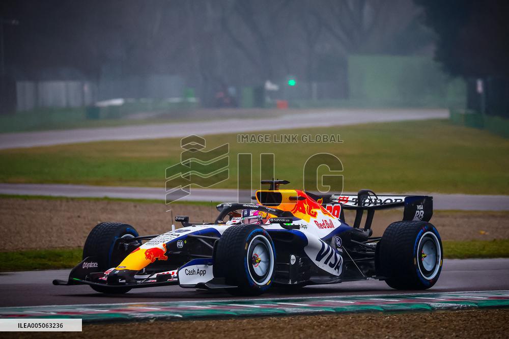 MOTORI - Formula 1 - Shakedown of VCARB Racing Bulls