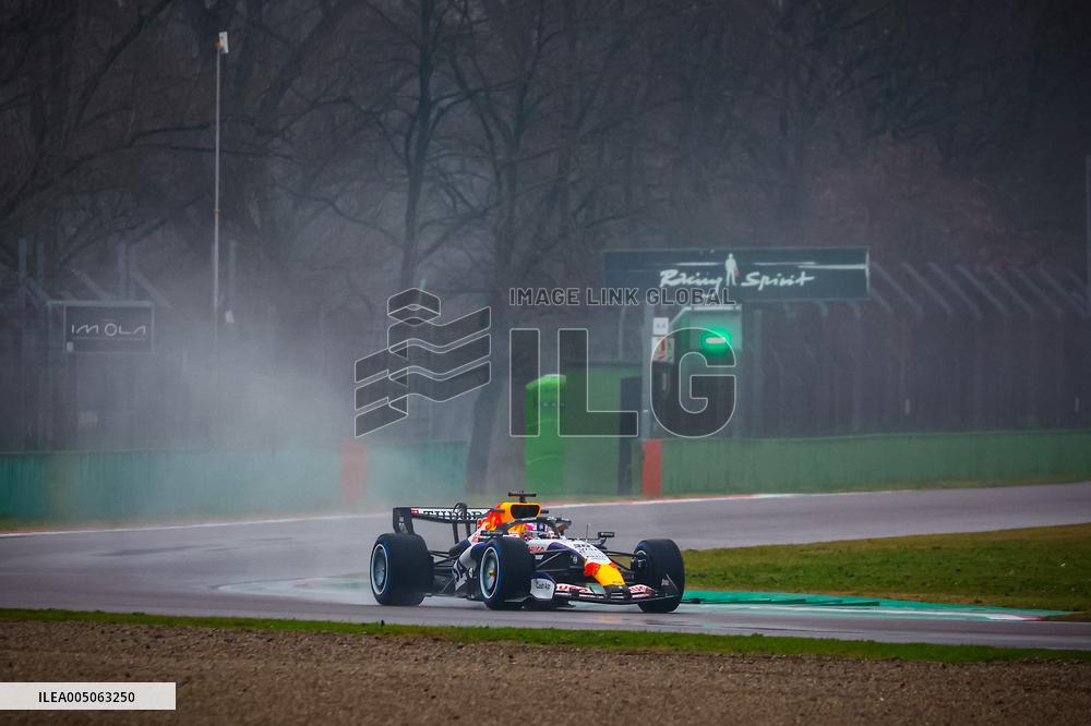 MOTORI - Formula 1 - Shakedown of VCARB Racing Bulls