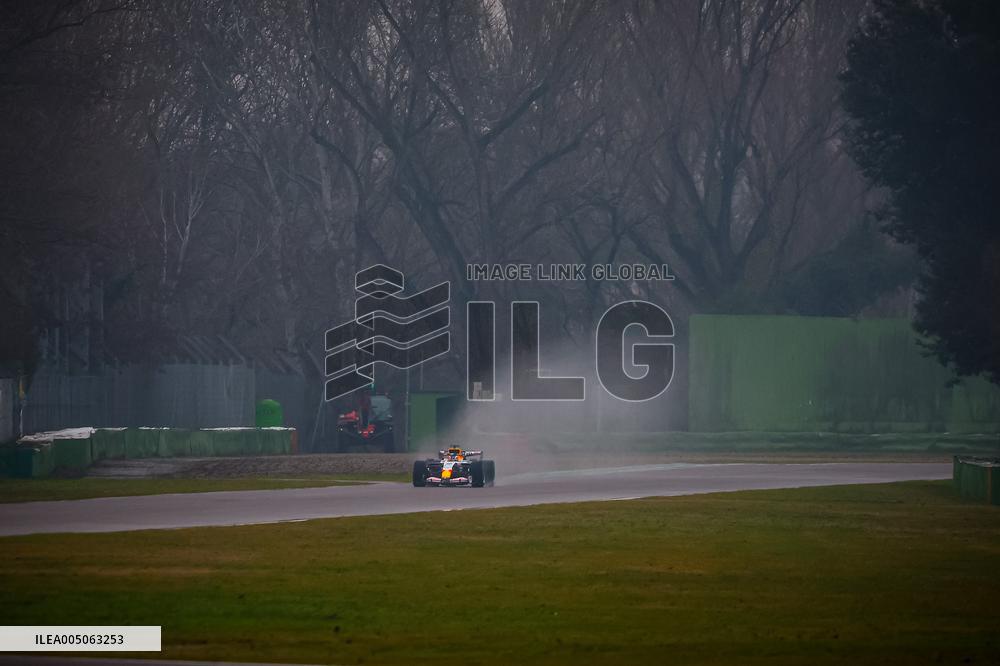 MOTORI - Formula 1 - Shakedown of VCARB Racing Bulls