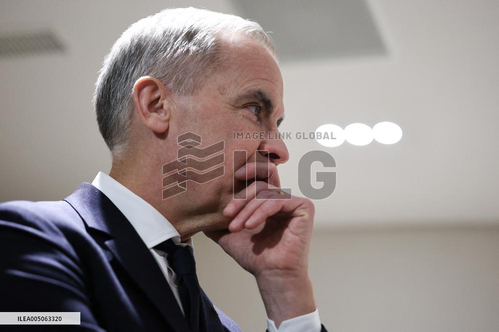 Macron And Carney At World Economic Forum Annual Meeting - Davos