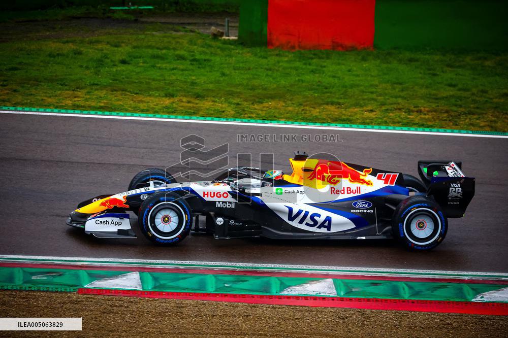 MOTORI - Formula 1 - Shakedown of VCARB Racing Bulls