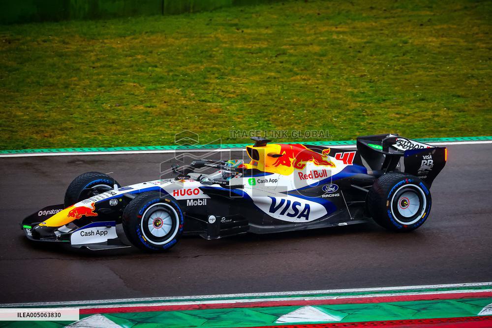 MOTORI - Formula 1 - Shakedown of VCARB Racing Bulls