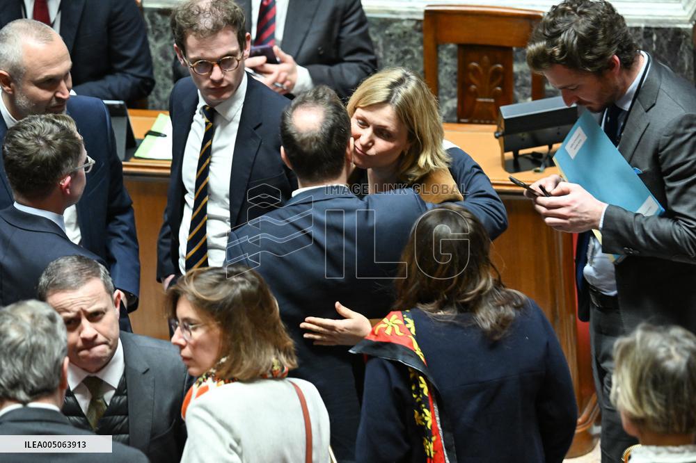 PM Lecornu Uses a 49.3 to Adopt the 2026 Budget - Paris