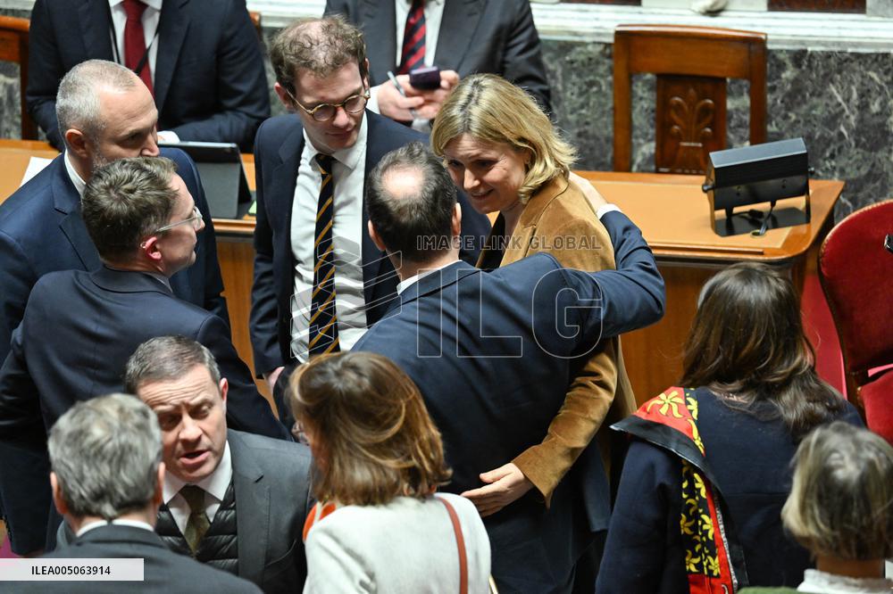 PM Lecornu Uses a 49.3 to Adopt the 2026 Budget - Paris
