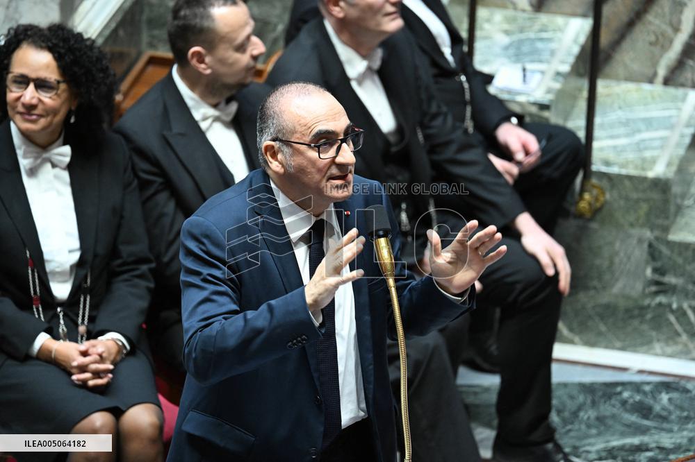 Session of Questions to The Government - Paris