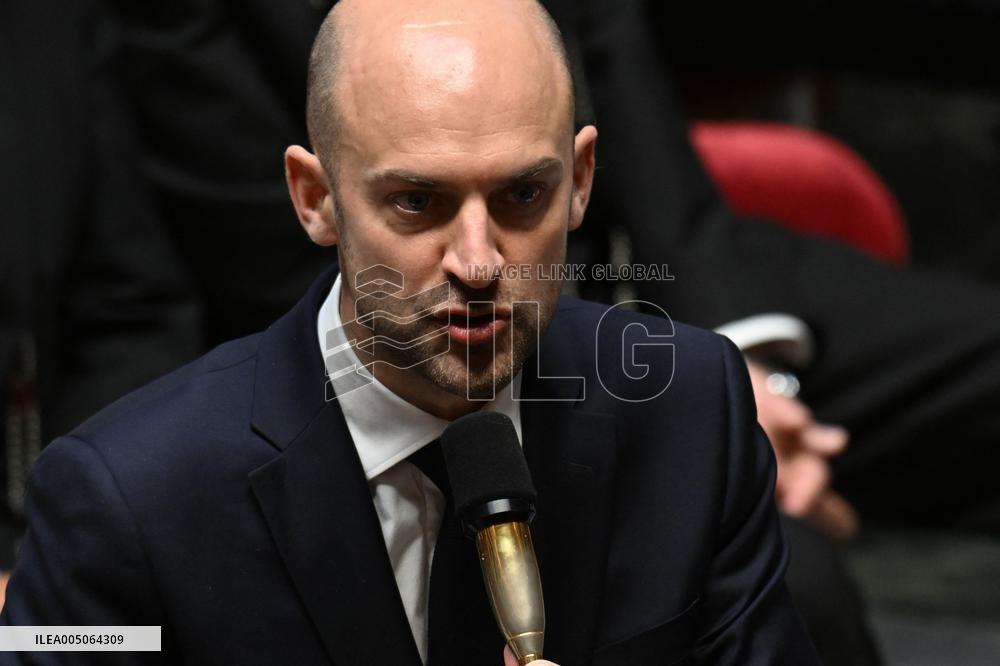 Session of Questions to The Government - Paris