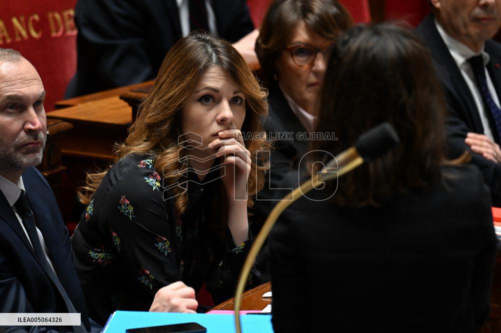 Session of Questions to The Government - Paris