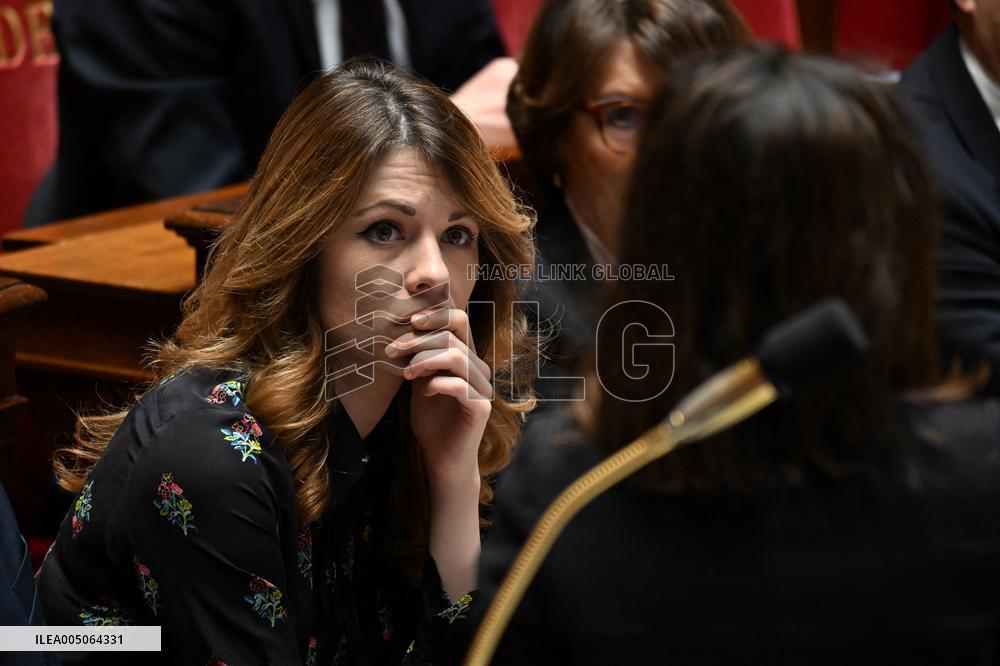 Session of Questions to The Government - Paris