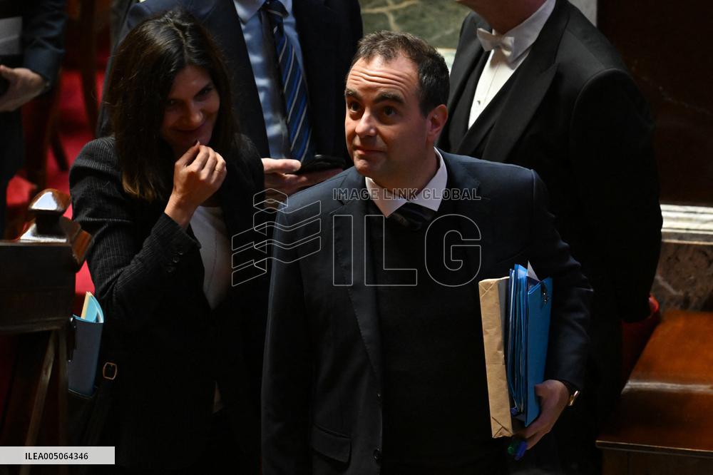 Session of Questions to The Government - Paris