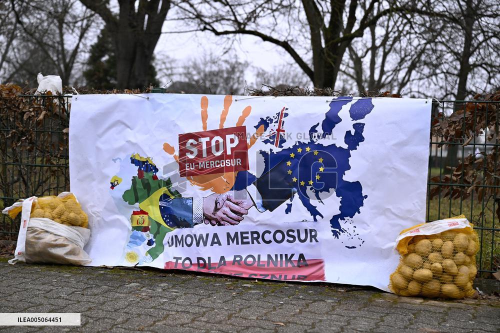 Farmers Demonstrate Against the EU-Mercosur Agreement - Strasbourg