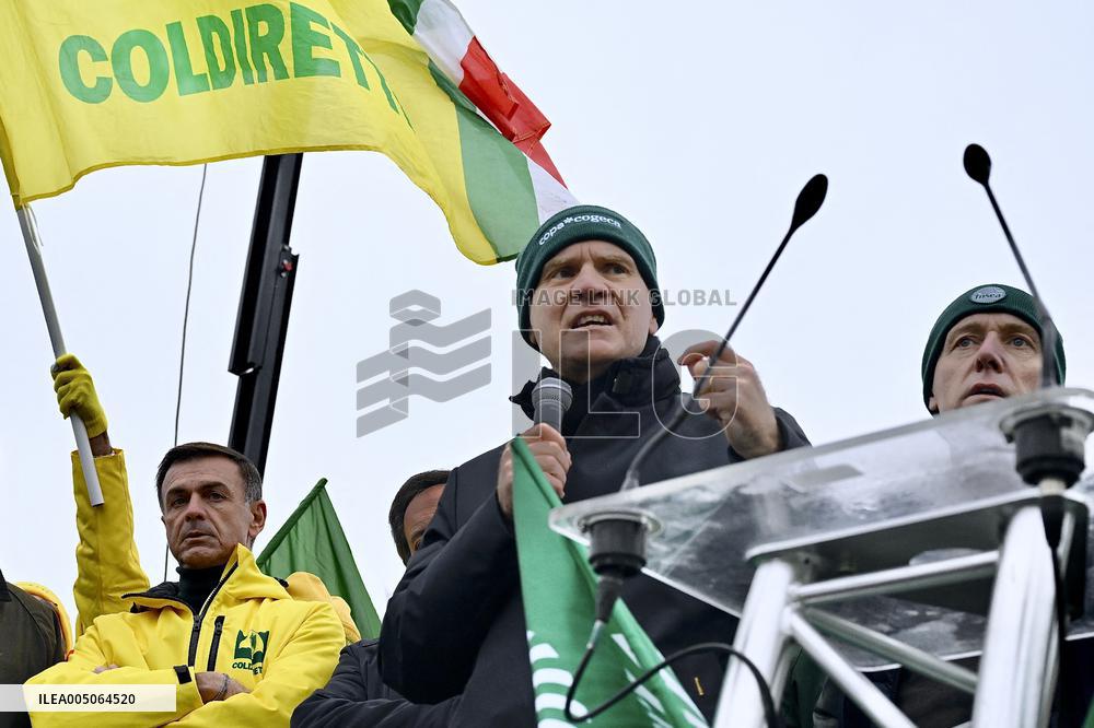 Farmers Demonstrate Against the EU-Mercosur Agreement - Strasbourg