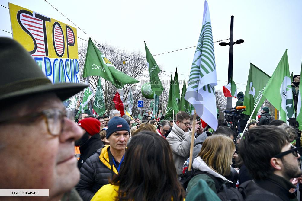 Farmers Demonstrate Against the EU-Mercosur Agreement - Strasbourg