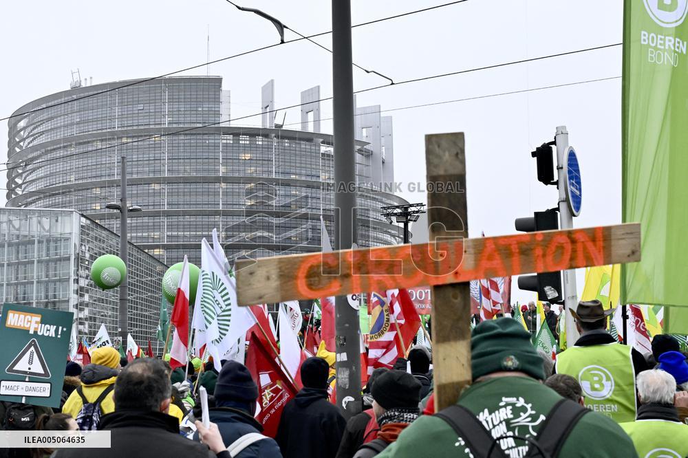 Farmers Demonstrate Against the EU-Mercosur Agreement - Strasbourg