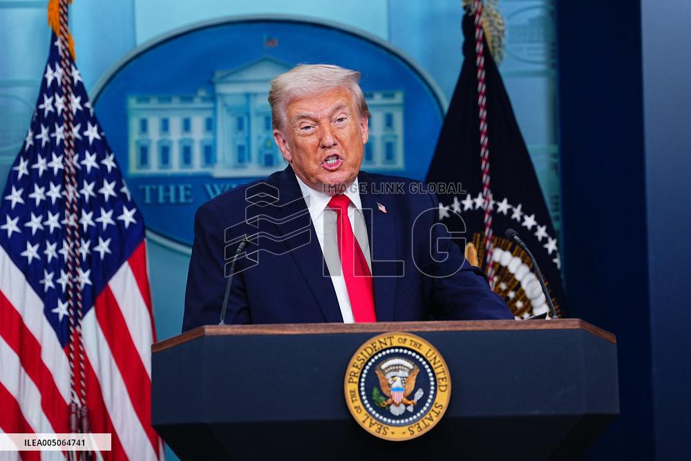 Trump Joins White House Briefing