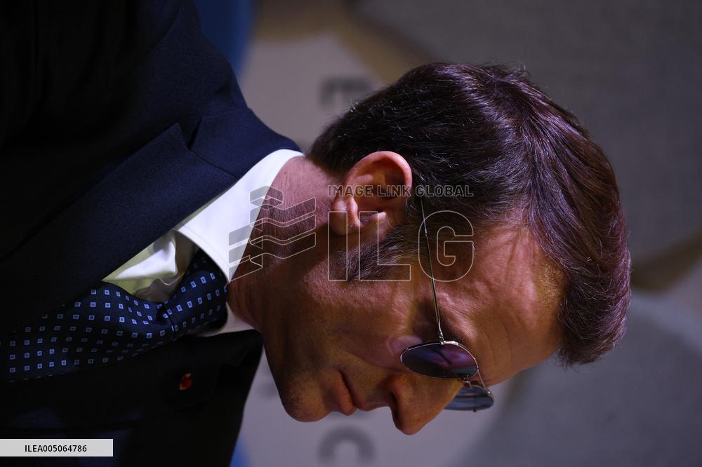 Macron and with leaders of AI companies at World Economic Forum annual meeting - Davos