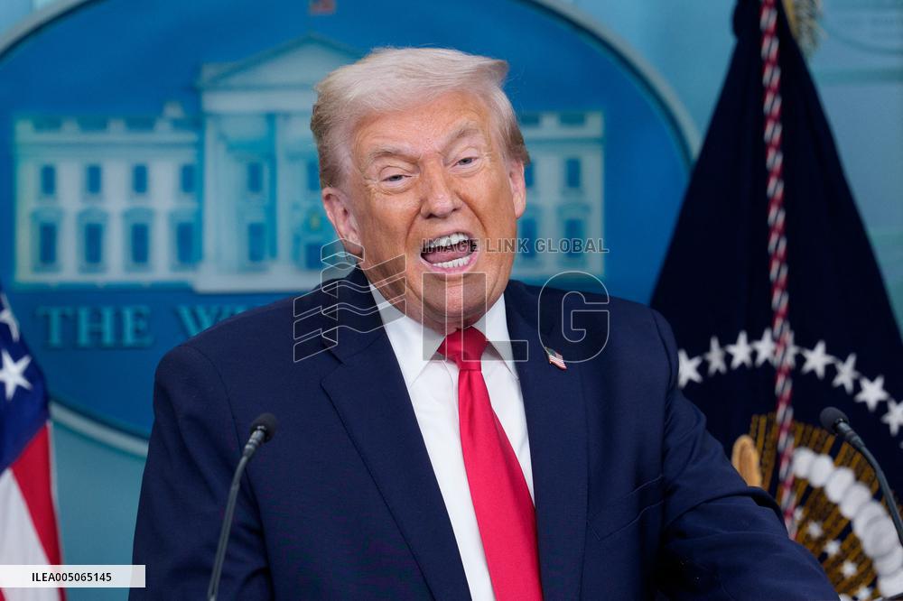 Trump Joins White House Briefing