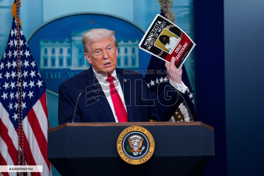 Trump Joins White House Briefing