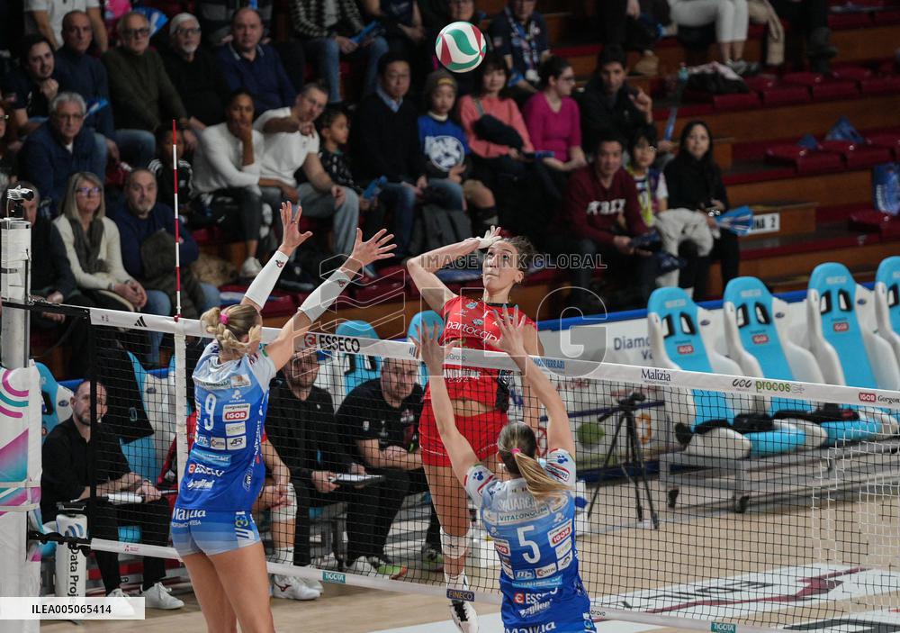 VOLLEY - Serie A1 Femminile - Igor Gorgonzola Novara vs Bartoccini-Mc Restauri Perugia