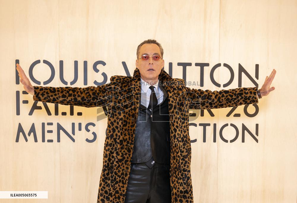 PFW Louis Vuitton Photocall EB
