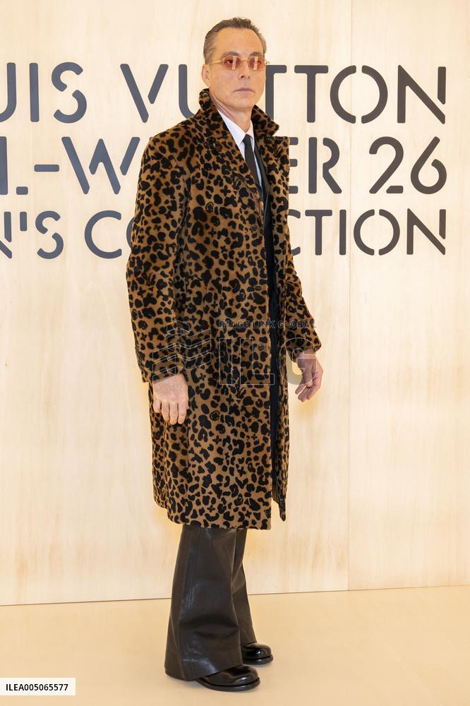 PFW Louis Vuitton Photocall EB