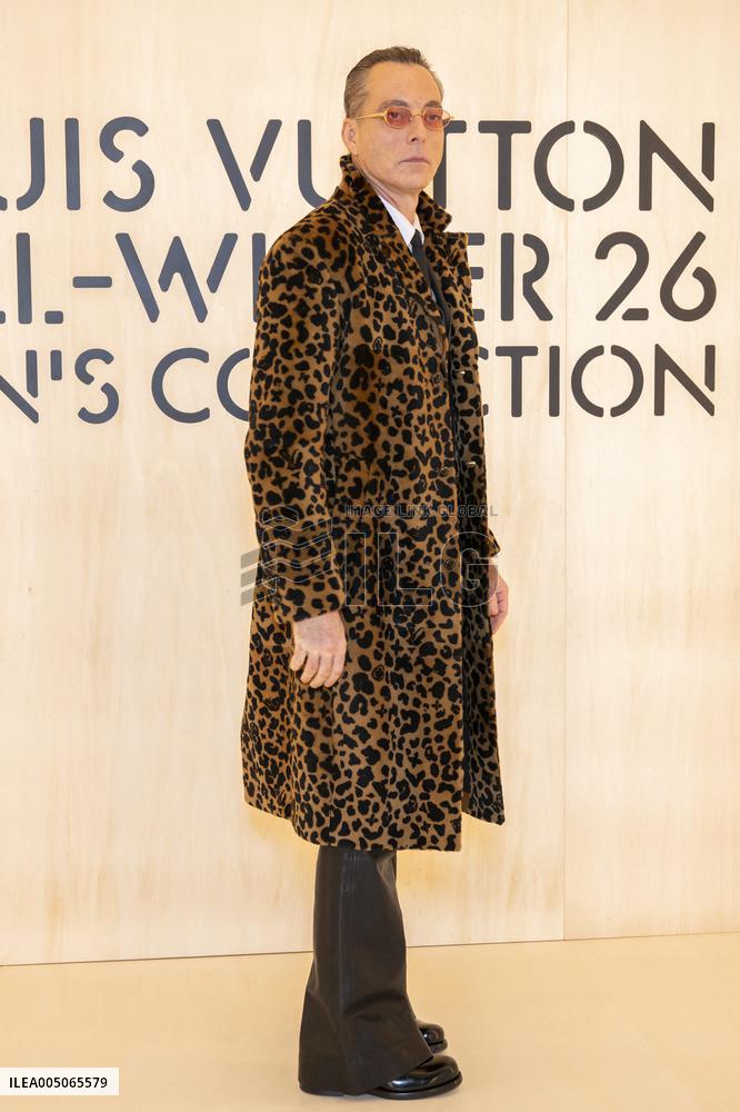 PFW Louis Vuitton Photocall EB