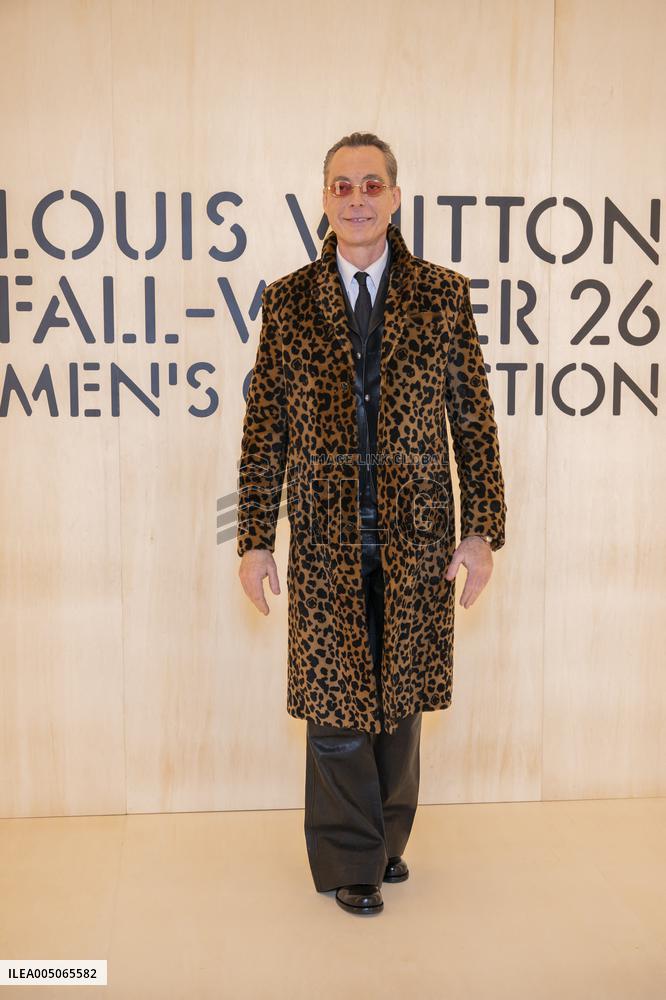 PFW Louis Vuitton Photocall EB