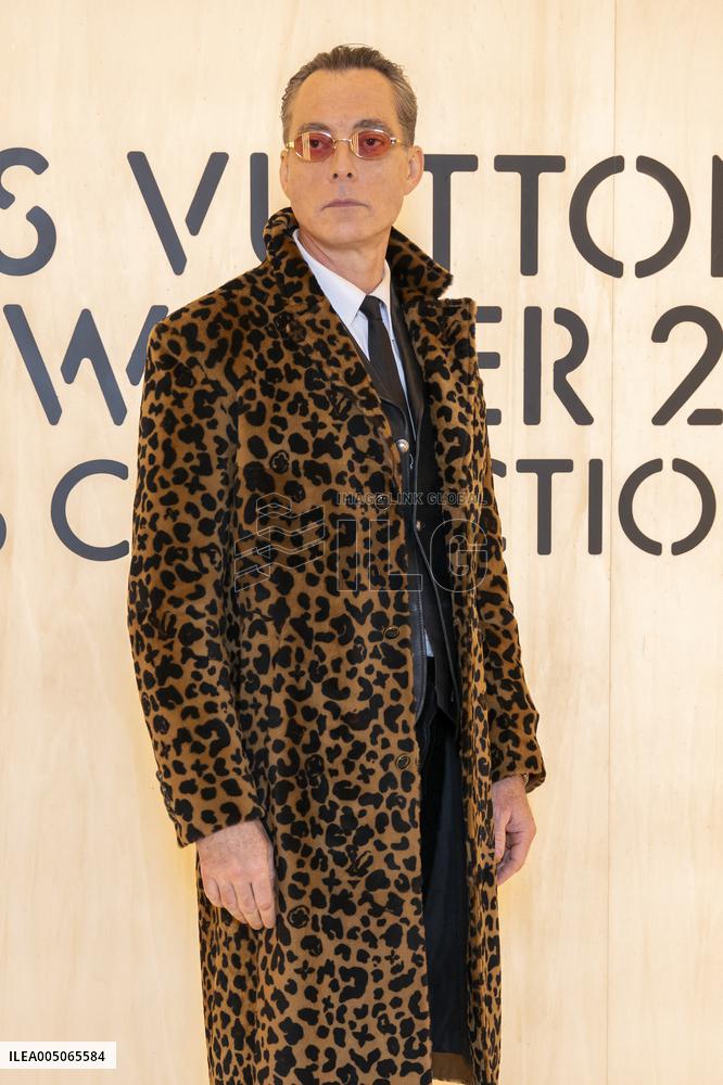 PFW Louis Vuitton Photocall EB