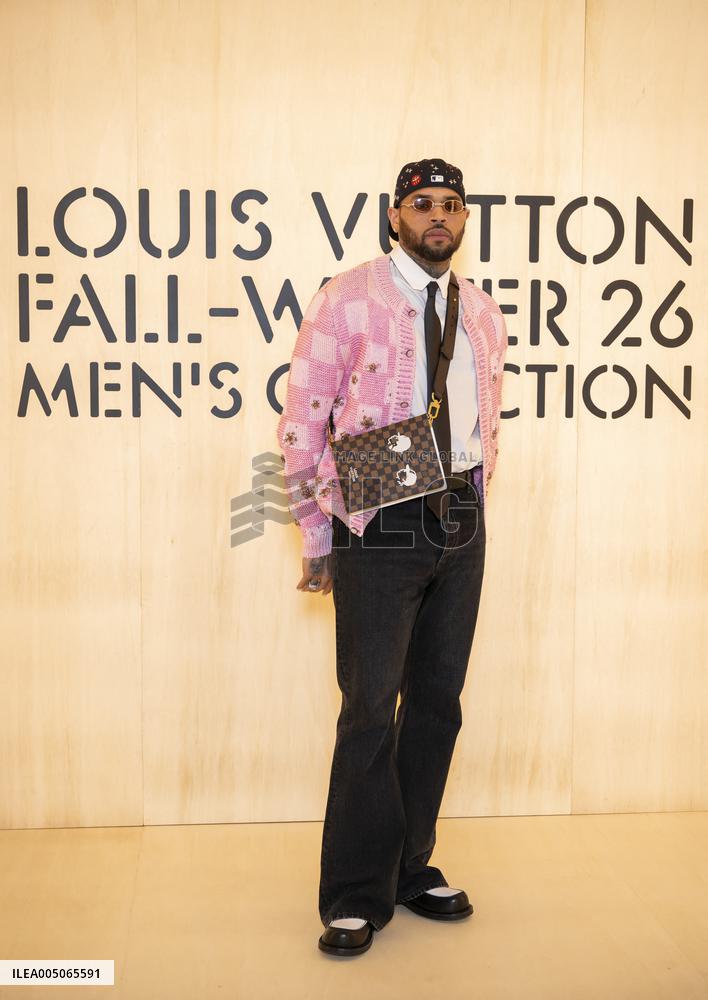 PFW Louis Vuitton Photocall EB