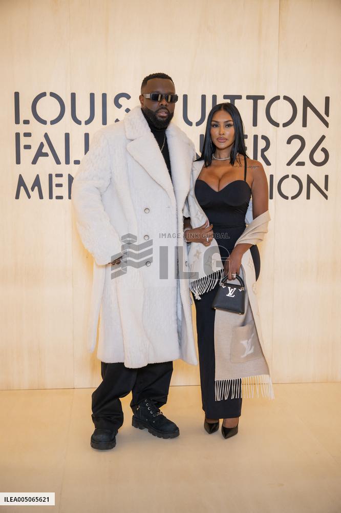 PFW Louis Vuitton Photocall EB